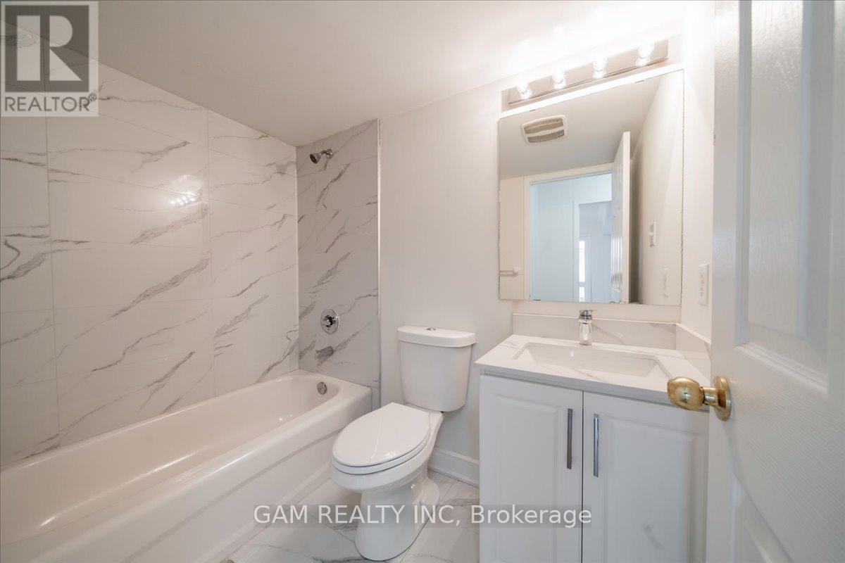 Photo 29 of 316 4975 Southampton Drive, Mississauga ON