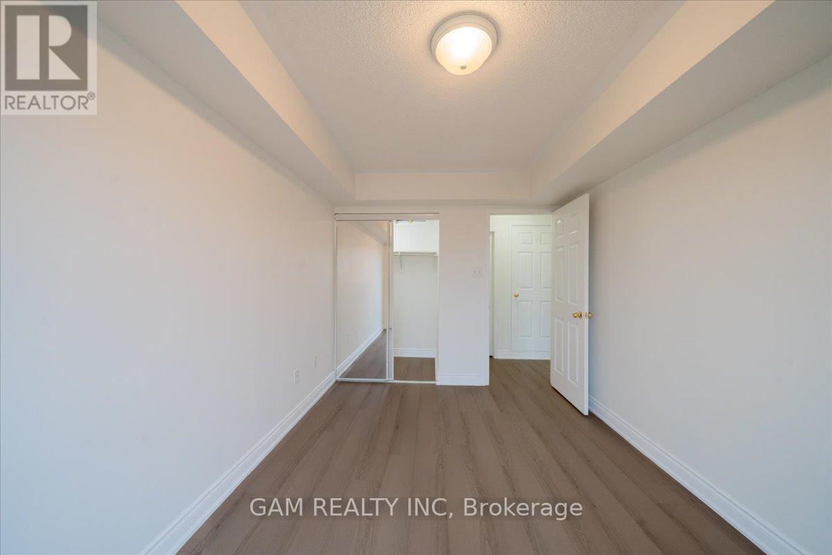 Photo 35 of 316 4975 Southampton Drive, Mississauga ON
