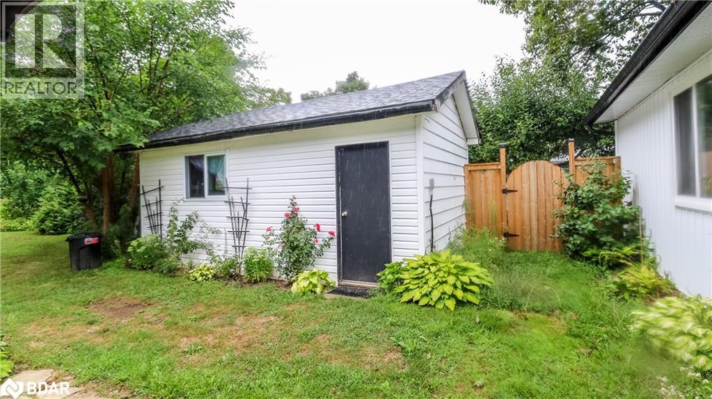 Photo 13 of 14 Conder Drive, Coldwater ON