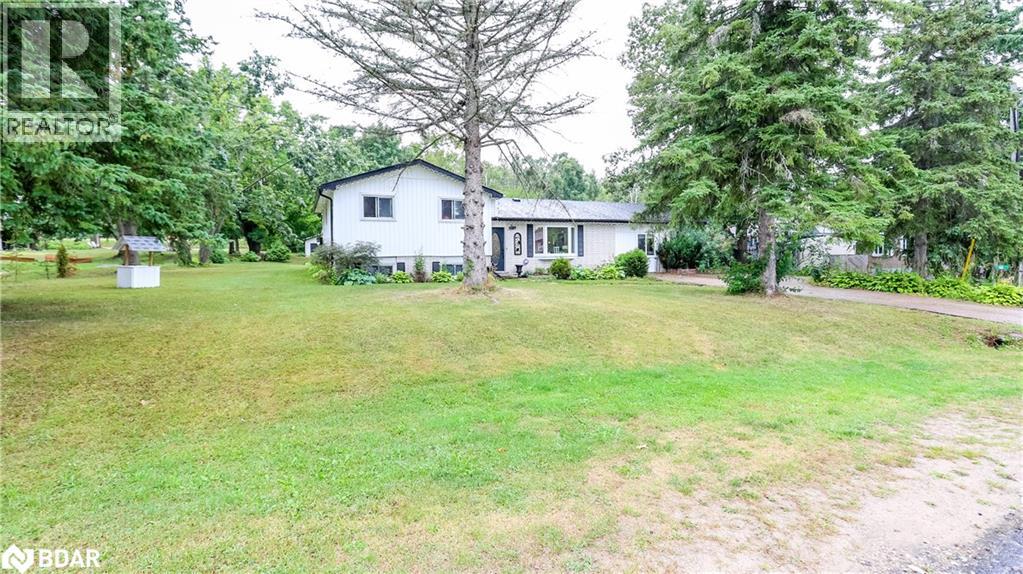 Photo 2 of 14 Conder Drive, Coldwater ON
