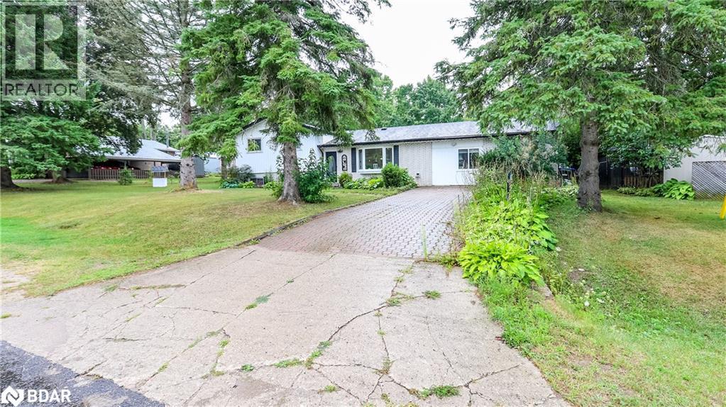 Photo 3 of 14 Conder Drive, Coldwater ON