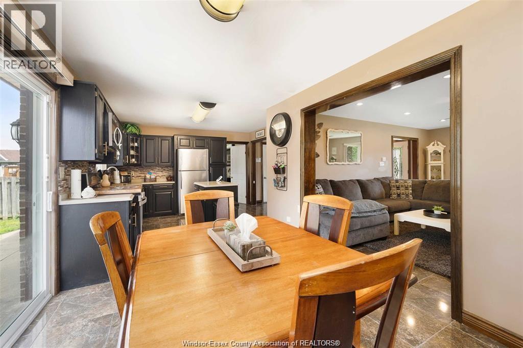 Photo 11 of 9 Evans Avenue, Leamington ON