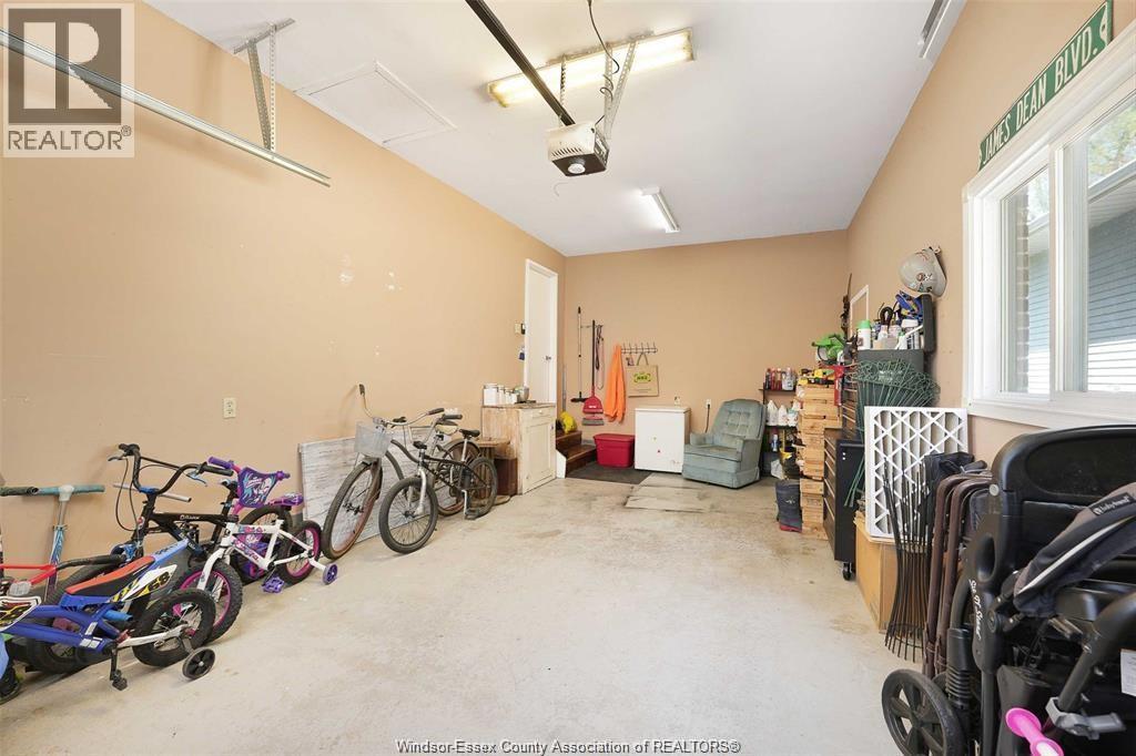Photo 37 of 9 Evans Avenue, Leamington ON