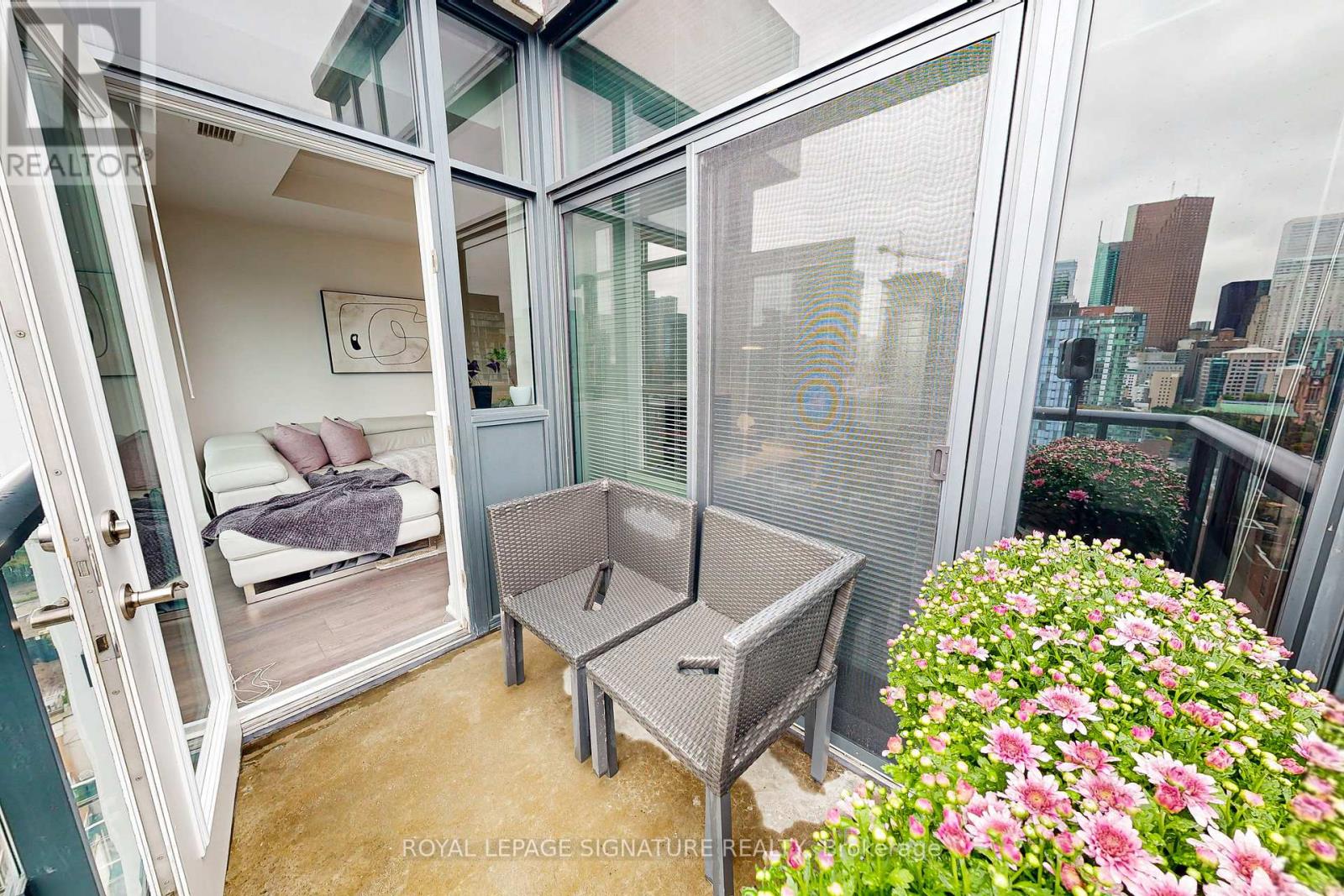 Photo 26 of Ph 11 400 Adelaide Street E, Toronto ON