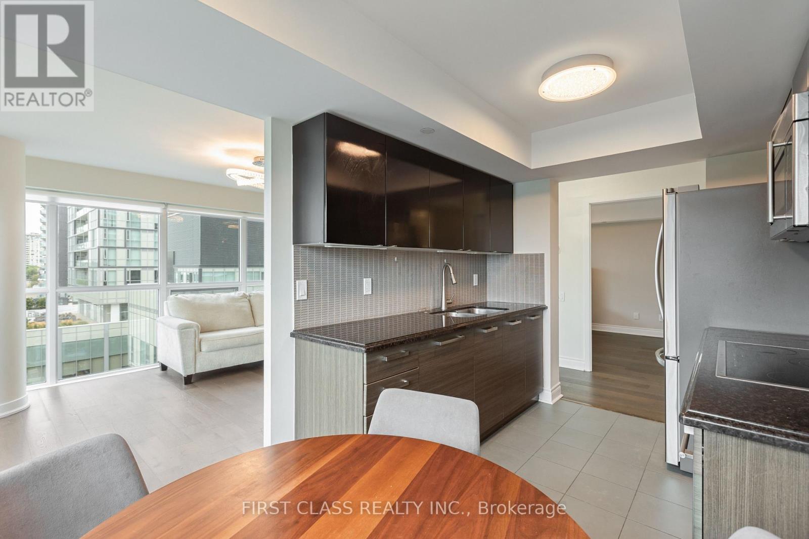 Photo 10 of 605 5168 Yonge Street, Toronto ON