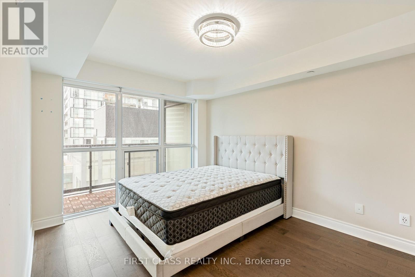 Photo 11 of 605 5168 Yonge Street, Toronto ON