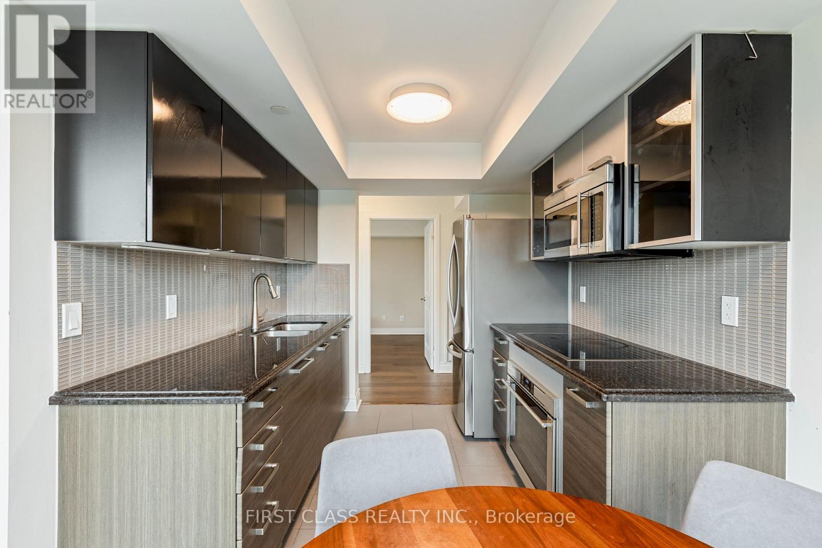 Photo 9 of 605 5168 Yonge Street, Toronto ON