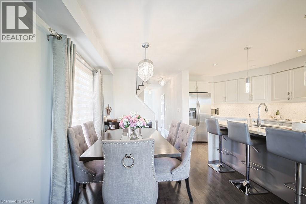 Photo 6 of 32 Davenhill Road, Brampton ON