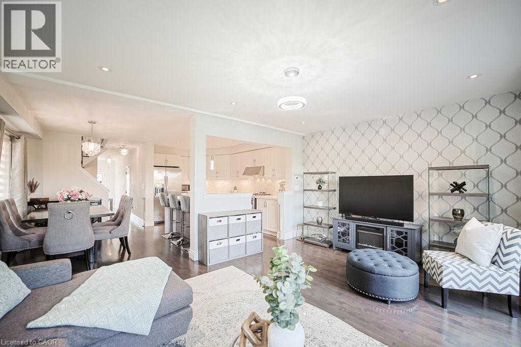 Photo 22 of 32 Davenhill Road, Brampton ON
