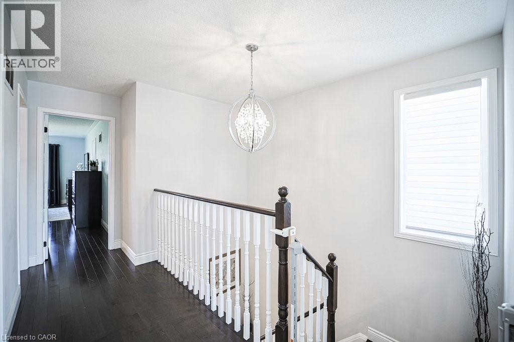 Photo 16 of 32 Davenhill Road, Brampton ON