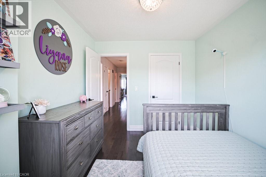 Photo 36 of 32 Davenhill Road, Brampton ON
