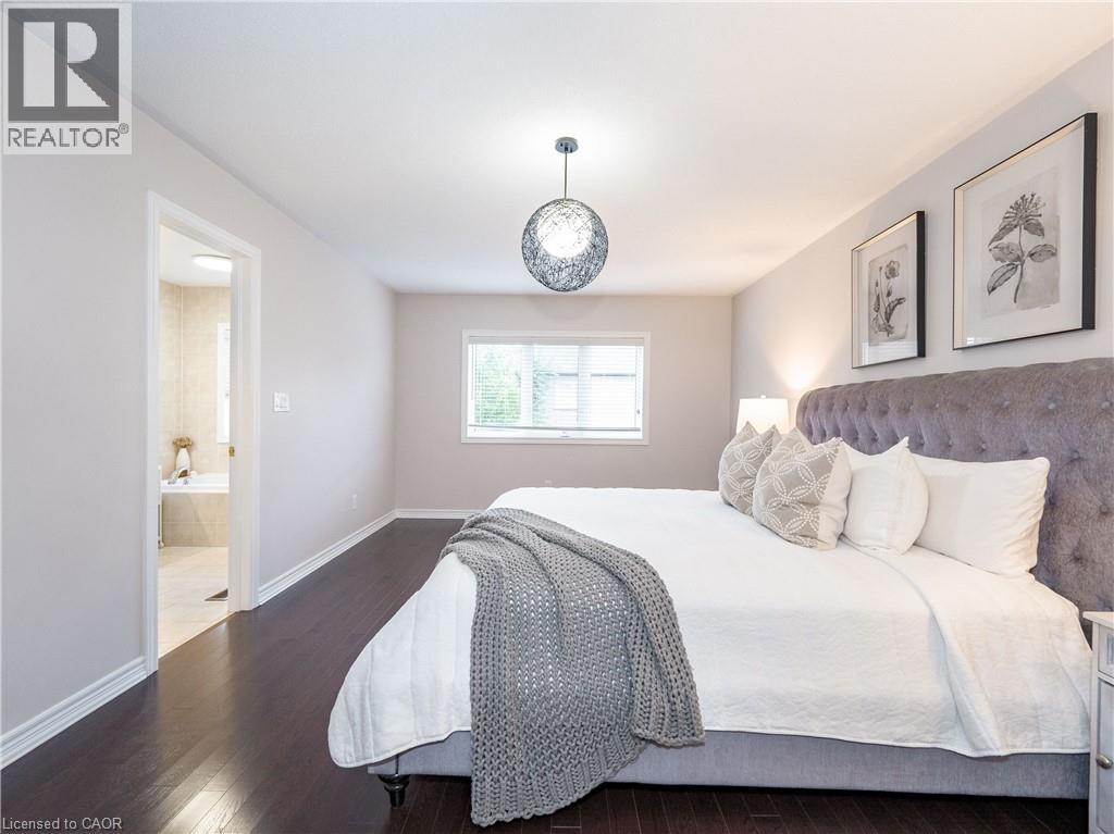 Photo 37 of 19 Mcknight Avenue, Waterdown ON
