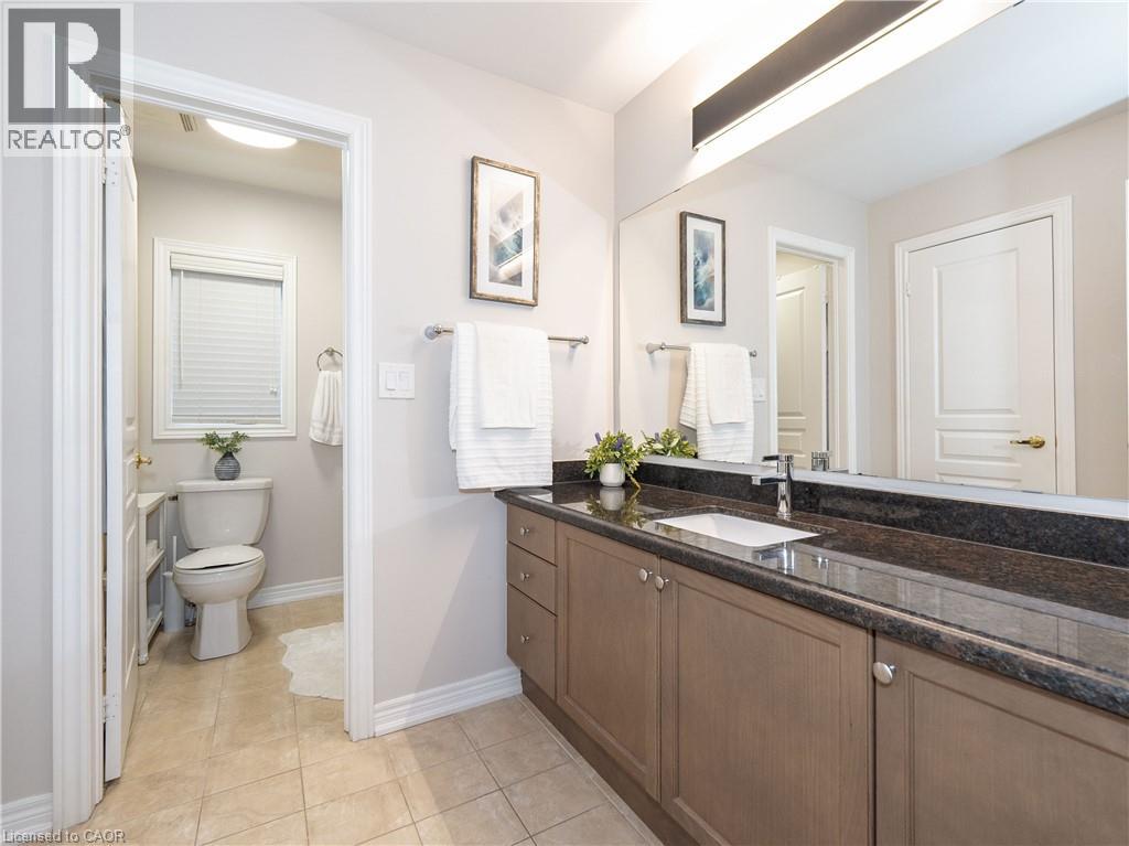 Photo 7 of 19 Mcknight Avenue, Waterdown ON
