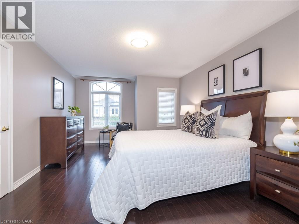 Photo 19 of 19 Mcknight Avenue, Waterdown ON