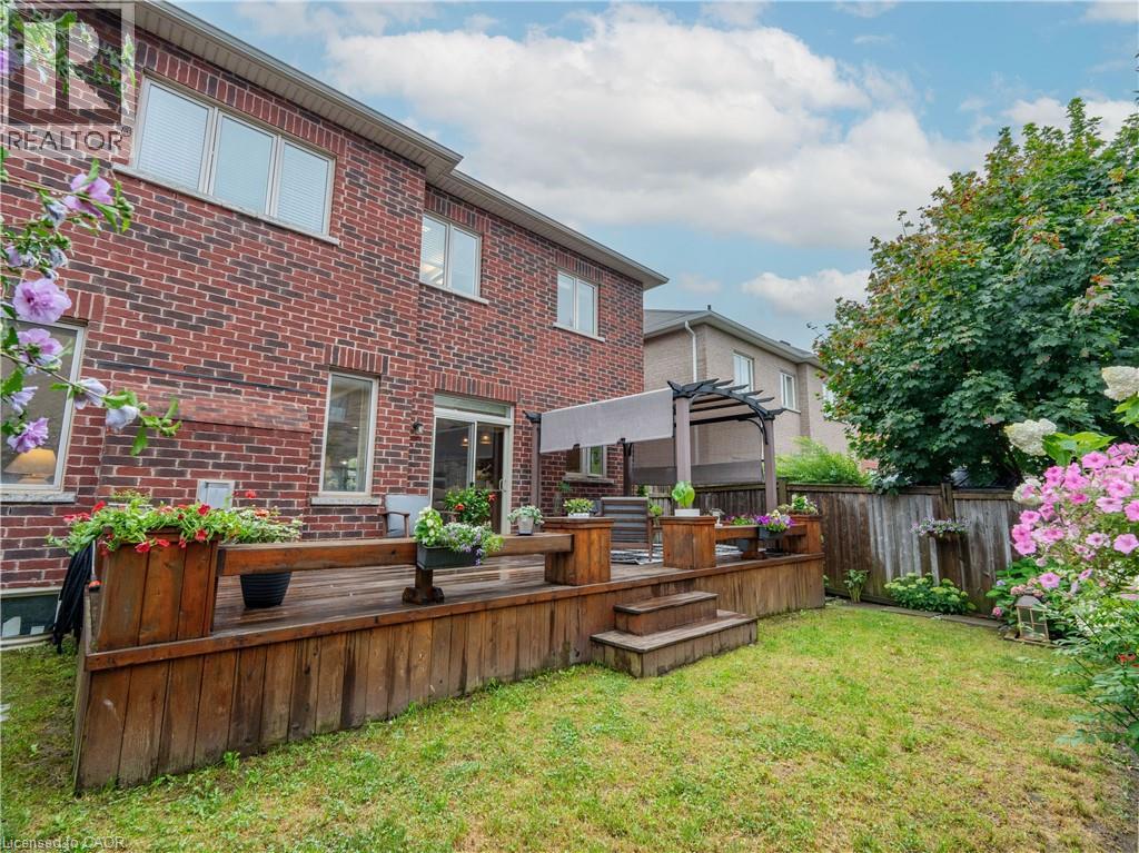 Photo 28 of 19 Mcknight Avenue, Waterdown ON