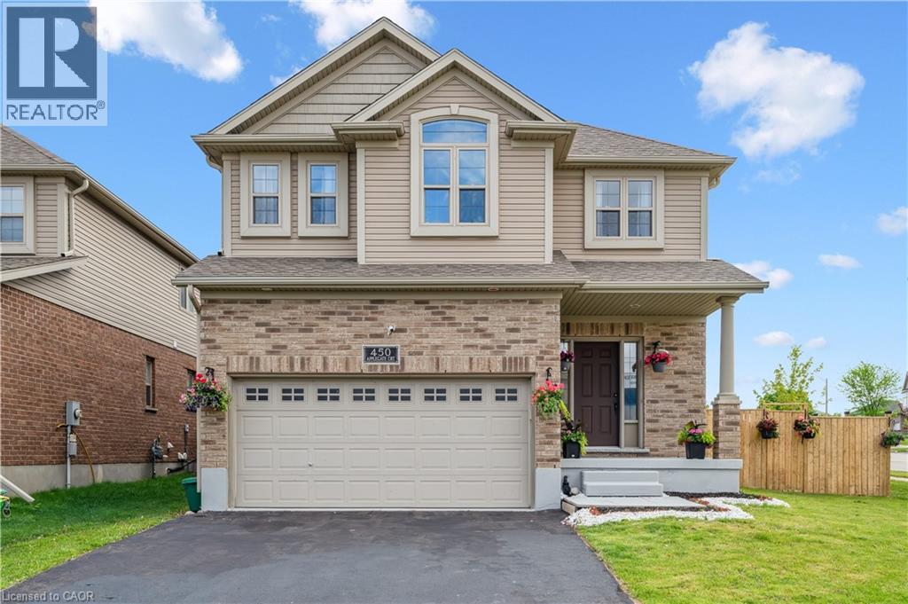 Photo 1 of 450 Applegate Court, Waterloo ON