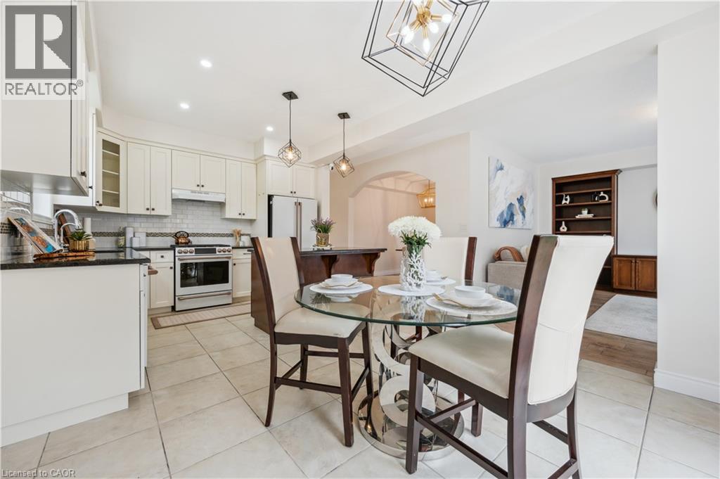 Photo 11 of 450 Applegate Court, Waterloo ON