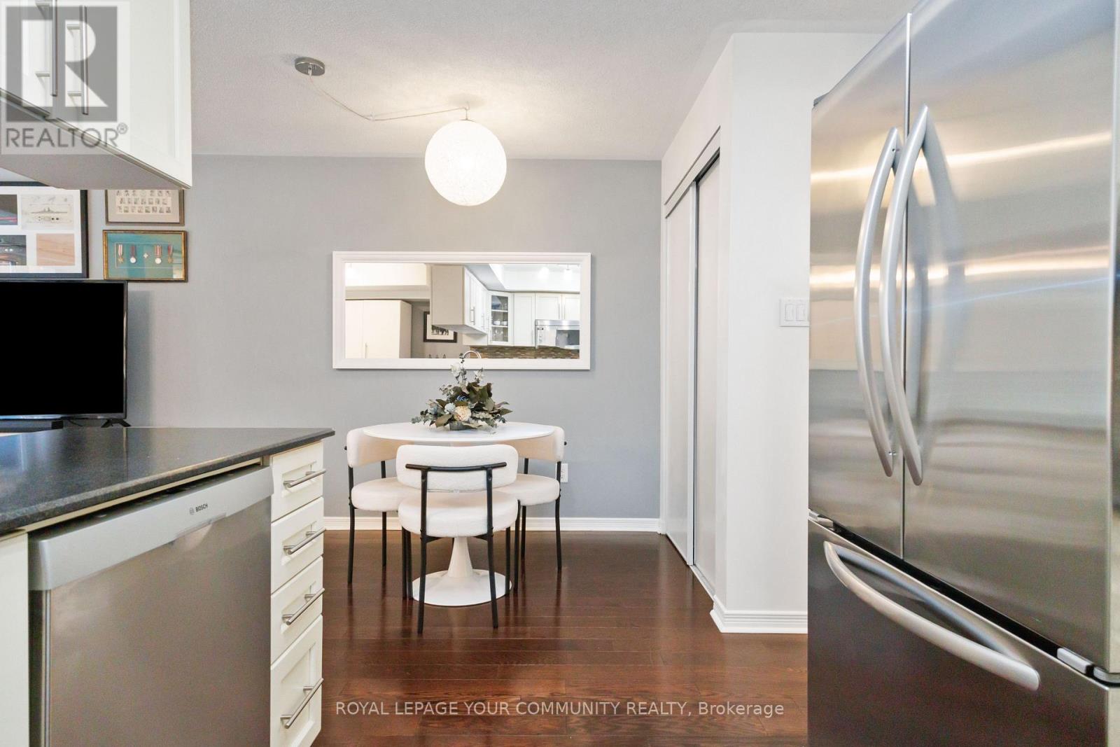 Photo 14 of 8 11 Frances Loring Lane, Toronto ON