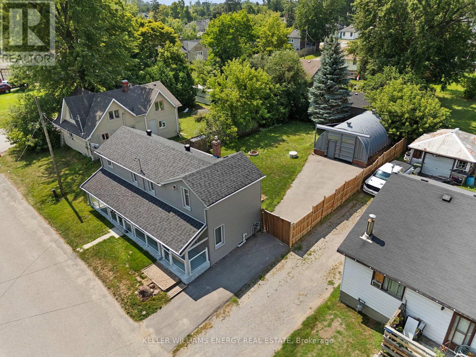 Photo 2 of 30 Pier Street, Scugog ON