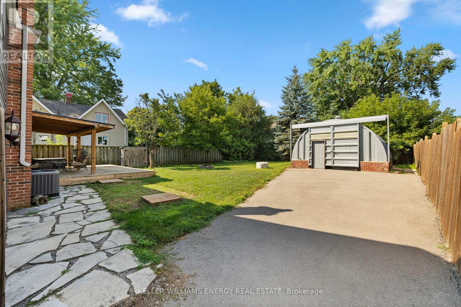 Photo 27 of 30 Pier Street, Scugog ON