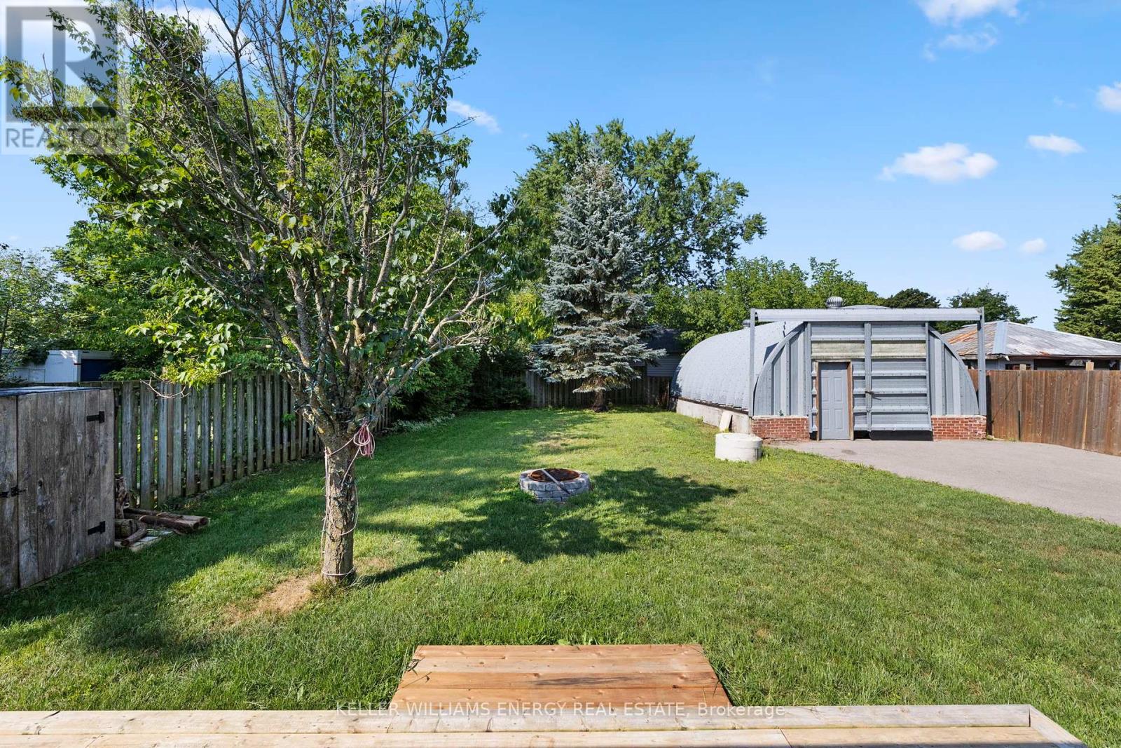 Photo 29 of 30 Pier Street, Scugog ON