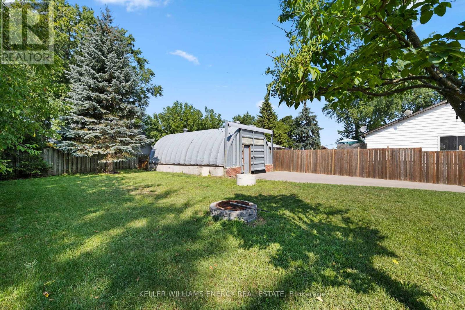 Photo 32 of 30 Pier Street, Scugog ON
