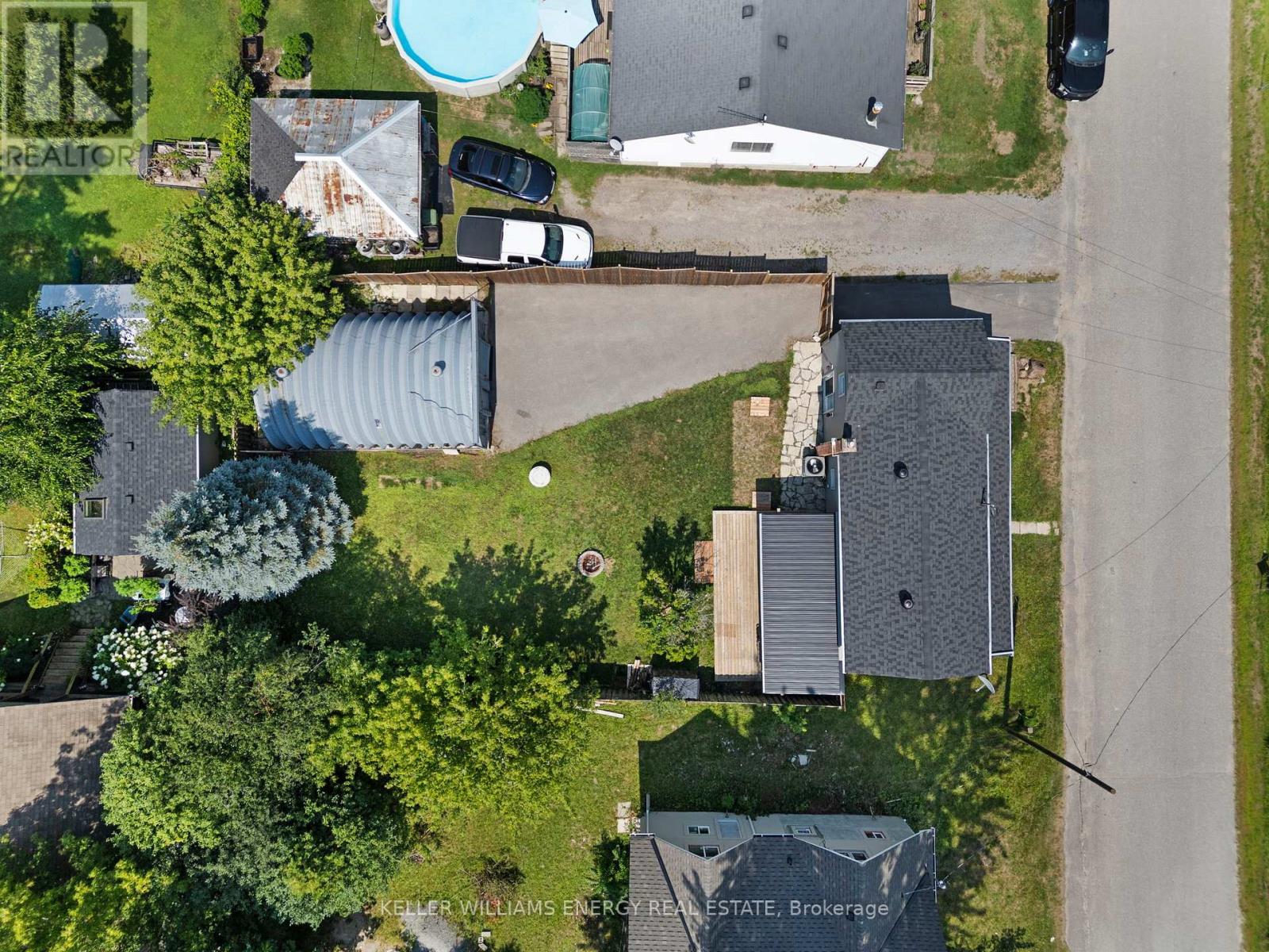 Photo 34 of 30 Pier Street, Scugog ON