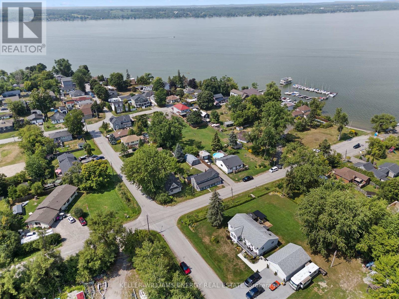 Photo 37 of 30 Pier Street, Scugog ON