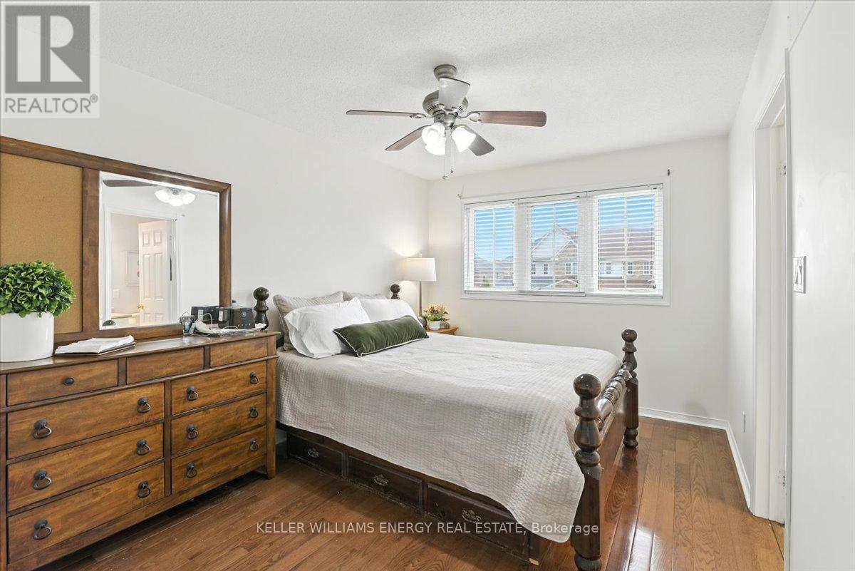 Photo 12 of 155 Lady May Drive, Whitby ON