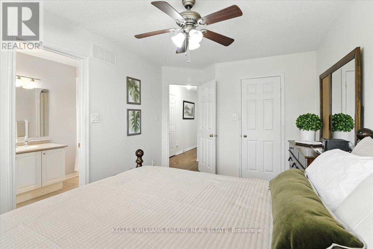 Photo 13 of 155 Lady May Drive, Whitby ON