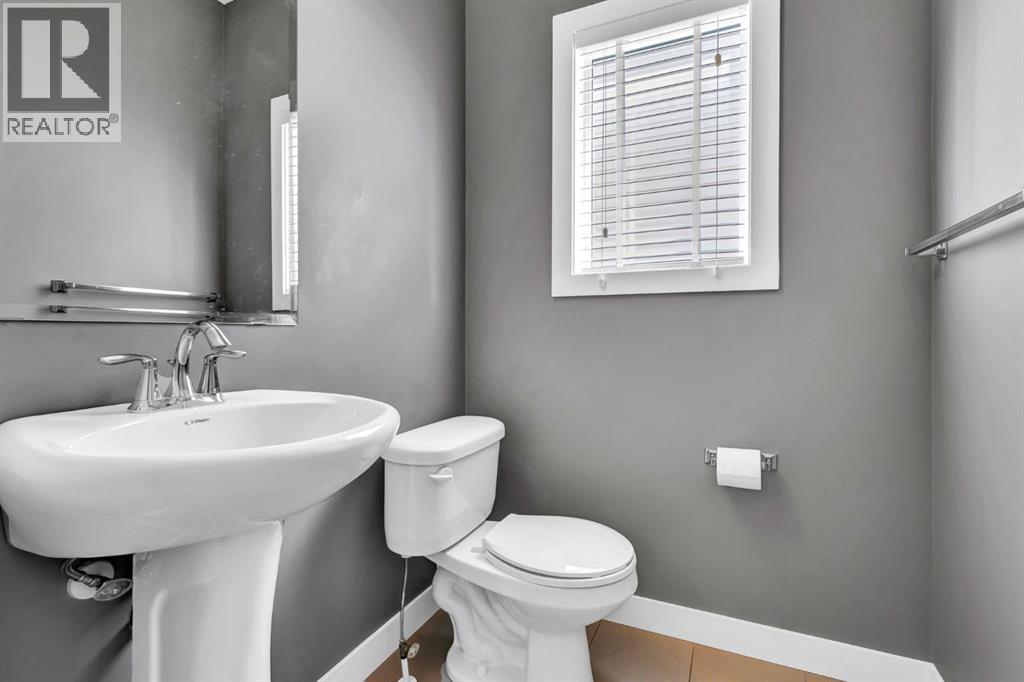 Single Family House for Sale in  Chaparral Valley Way SE Chaparral Calgary 