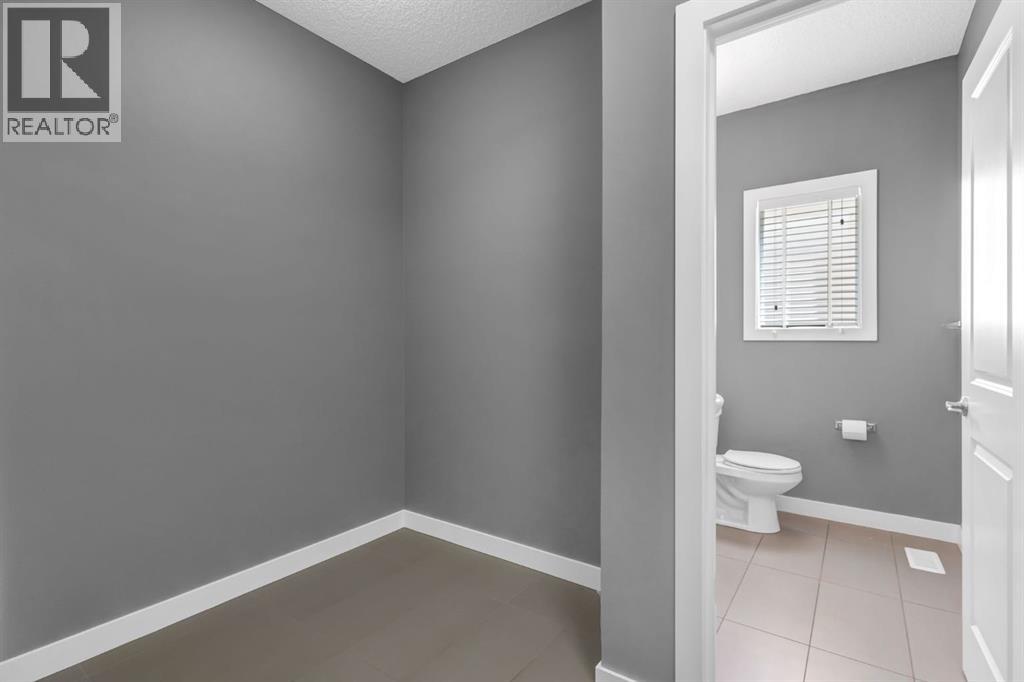 Single Family House for Sale in  Chaparral Valley Way SE Chaparral Calgary 