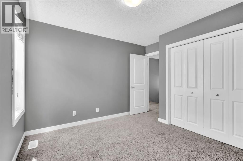 Single Family House for Sale in  Chaparral Valley Way SE Chaparral Calgary 