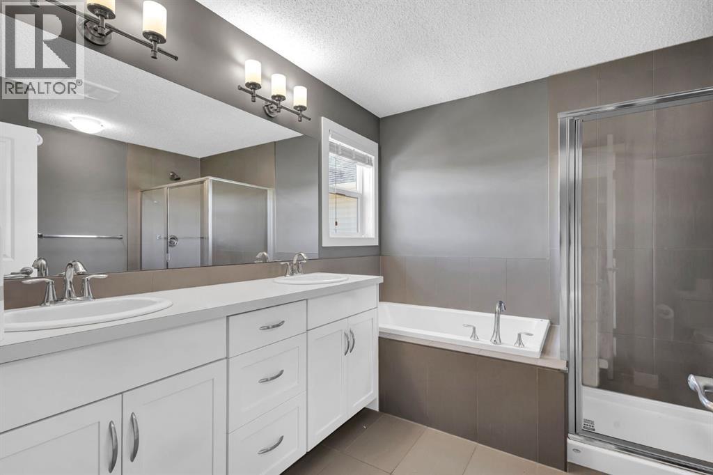 Single Family House for Sale in  Chaparral Valley Way SE Chaparral Calgary 