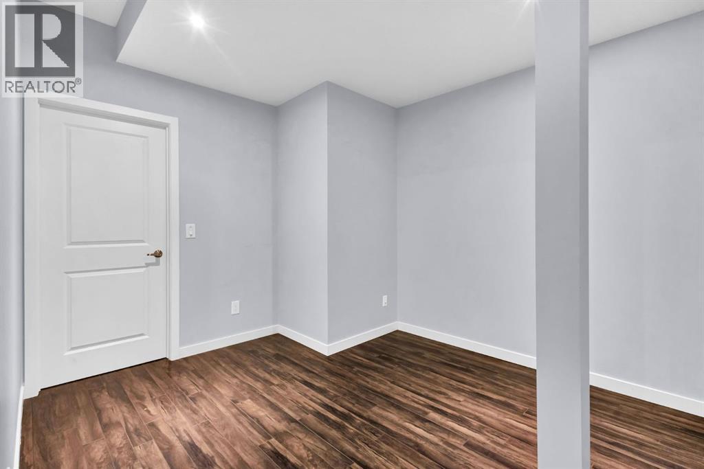 Single Family House for Sale in  Chaparral Valley Way SE Chaparral Calgary 