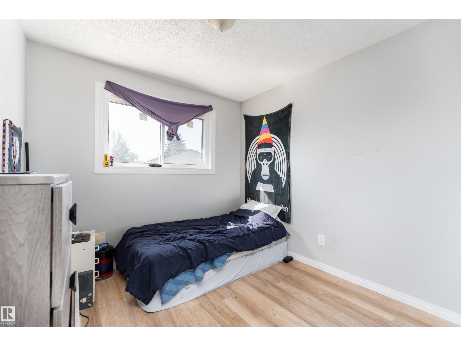 Photo 18 of 1131 35 A St Nw, Edmonton AB