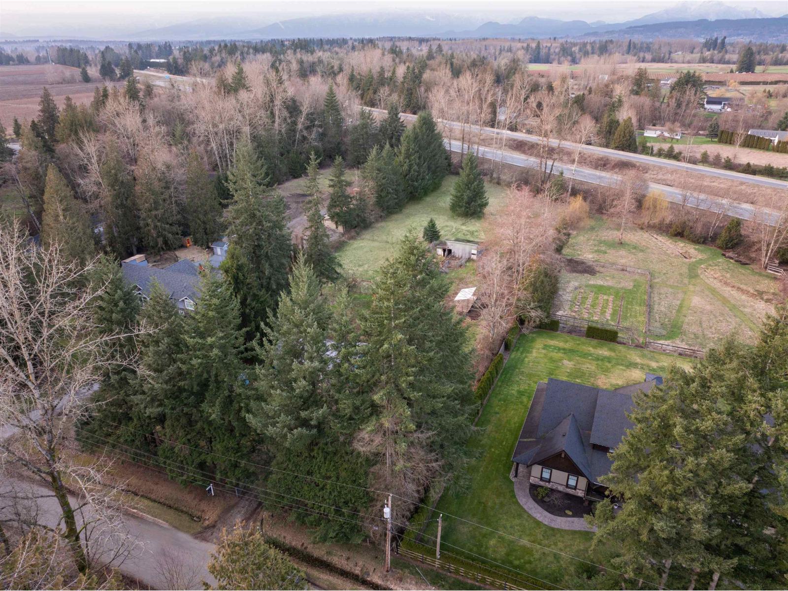 Photo 6 of 25303 60 Avenue, Langley BC