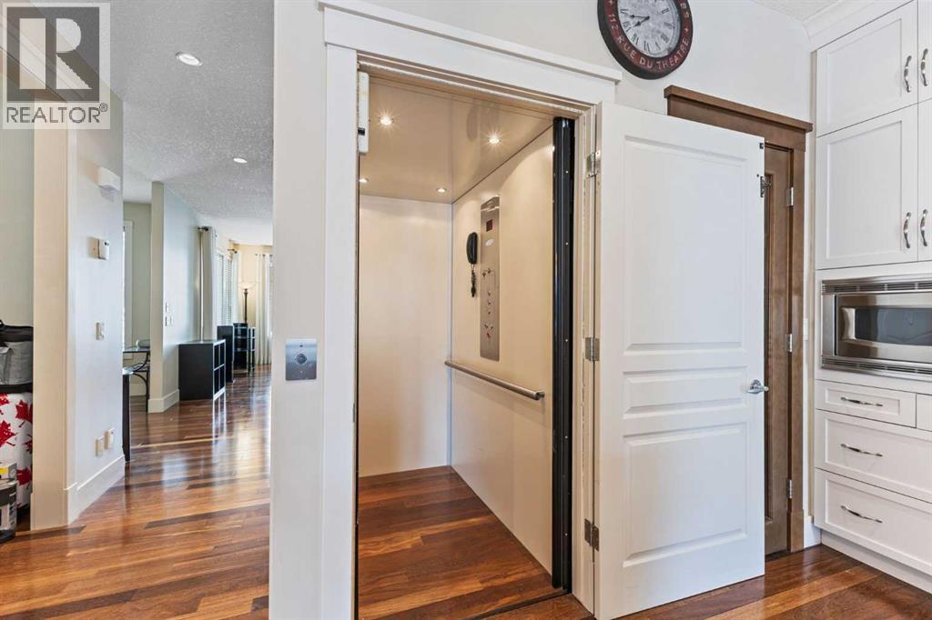 Single Family House for Sale in  Henwood Street SW Garrison Green Calgary 