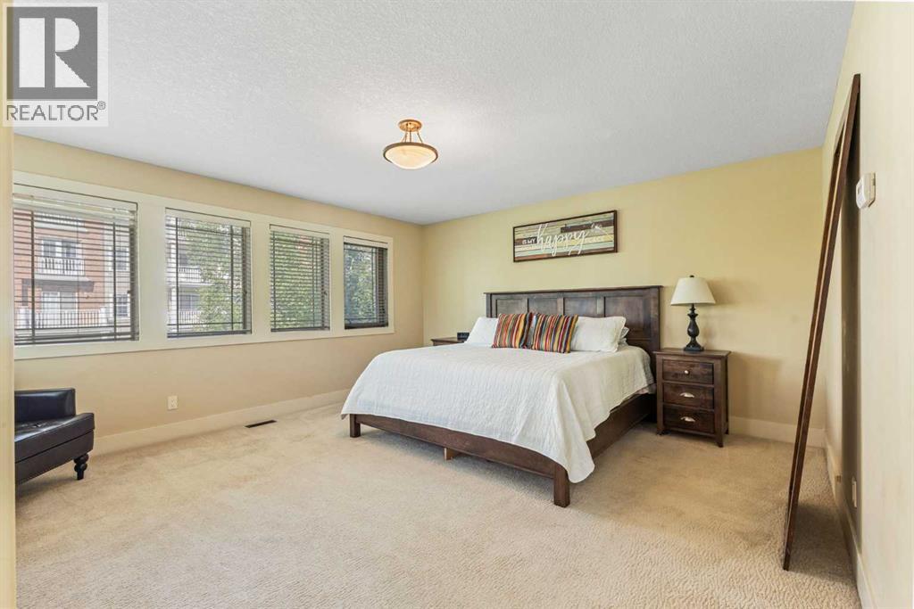 Single Family House for Sale in  Henwood Street SW Garrison Green Calgary 