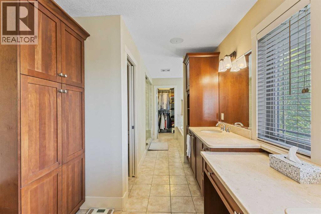 Single Family House for Sale in  Henwood Street SW Garrison Green Calgary 