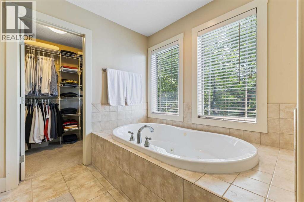 Single Family House for Sale in  Henwood Street SW Garrison Green Calgary 