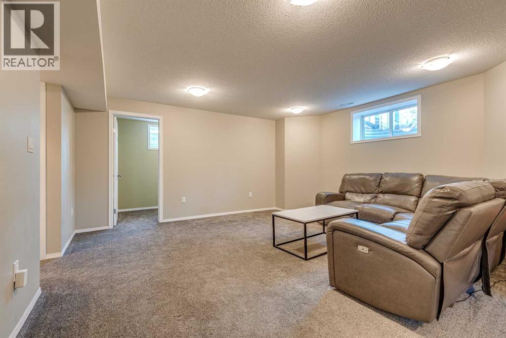Photo 30 of 214 Bradford Crescent Se, Three Hills AB