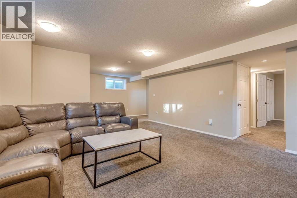 Photo 31 of 214 Bradford Crescent Se, Three Hills AB
