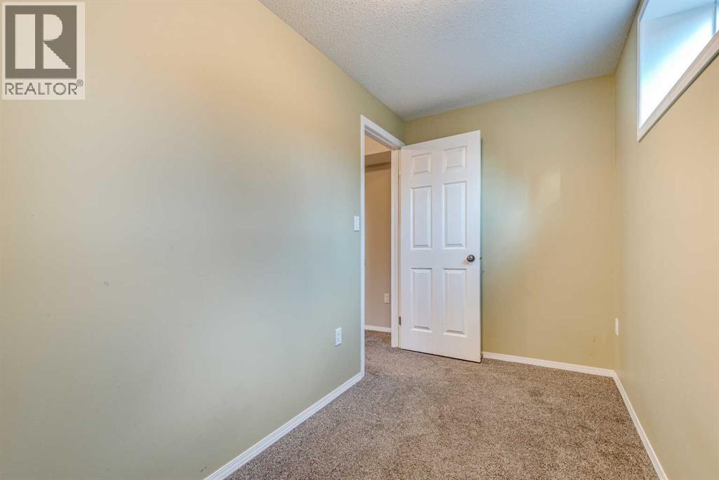 Photo 32 of 214 Bradford Crescent Se, Three Hills AB