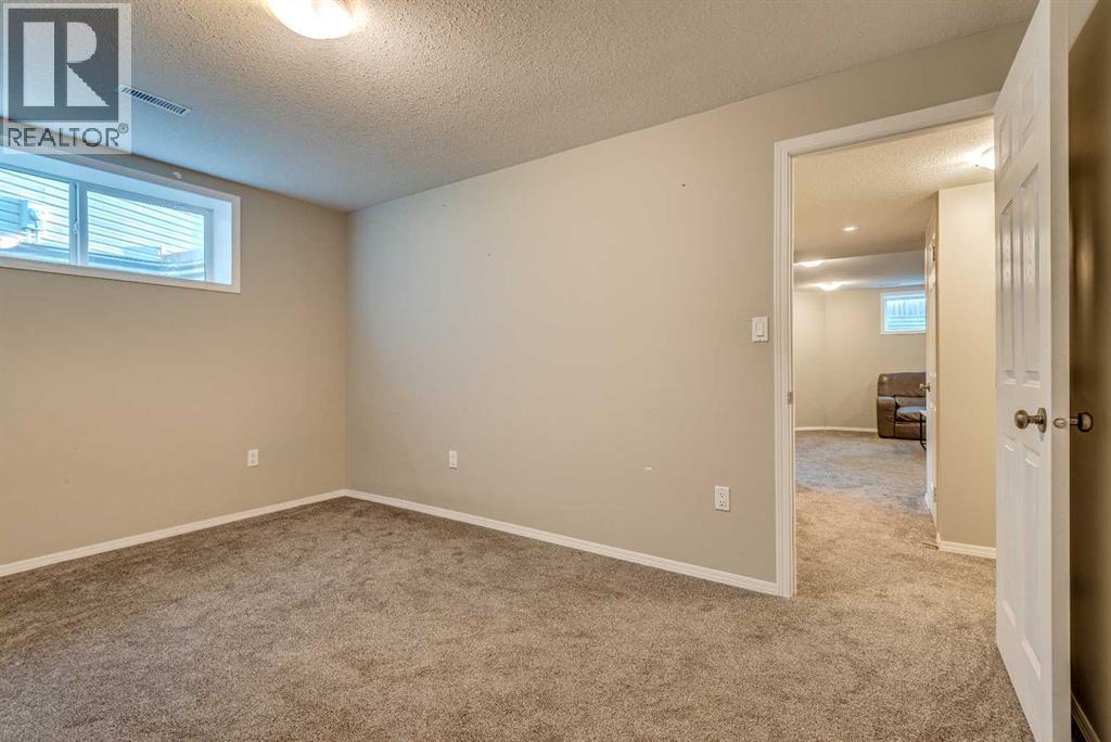 Photo 37 of 214 Bradford Crescent Se, Three Hills AB