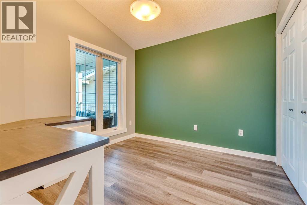 Photo 20 of 214 Bradford Crescent Se, Three Hills AB