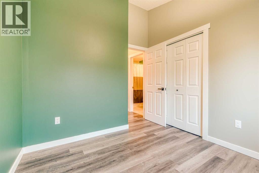 Photo 23 of 214 Bradford Crescent Se, Three Hills AB