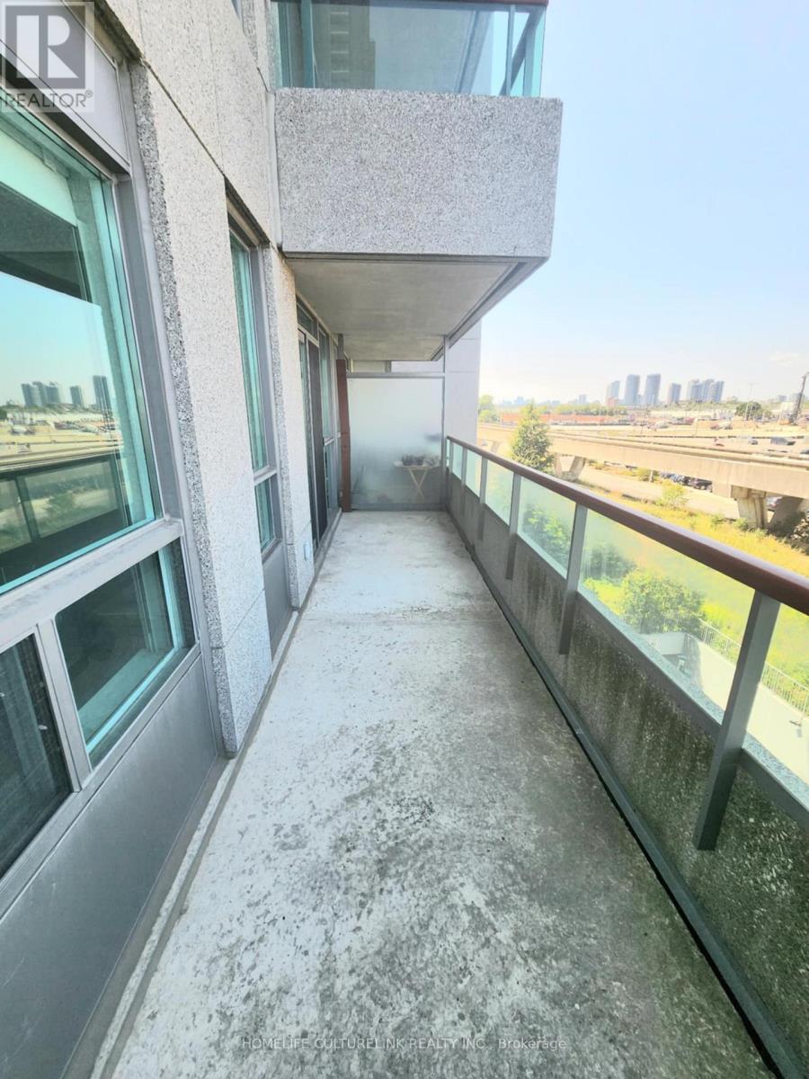 Photo 23 of 305 50 Brian Harrison Way, Toronto ON