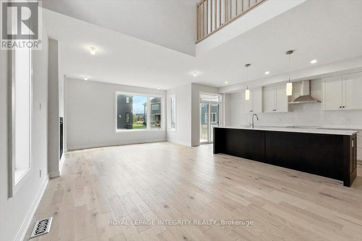 Photo 13 of 217 Massalia Crescent, Ottawa ON