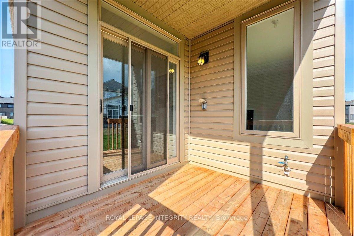 Photo 35 of 217 Massalia Crescent, Ottawa ON